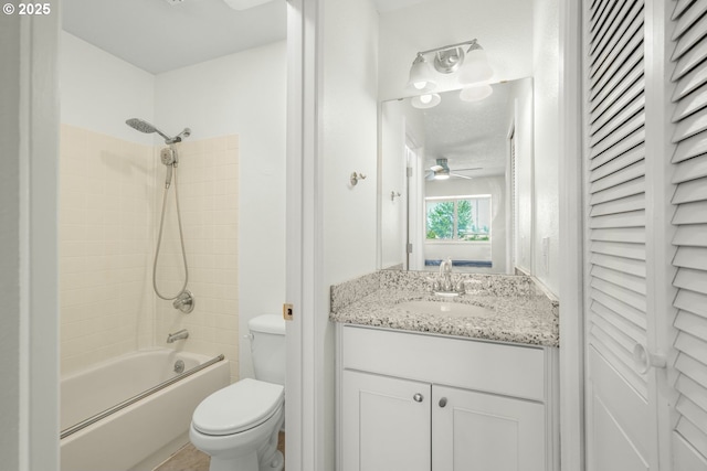 12510 SE Stark St Unit H, Portland, OR 97233 - full bathroom featuring vanity, shower / tub combination, toilet, and a closet