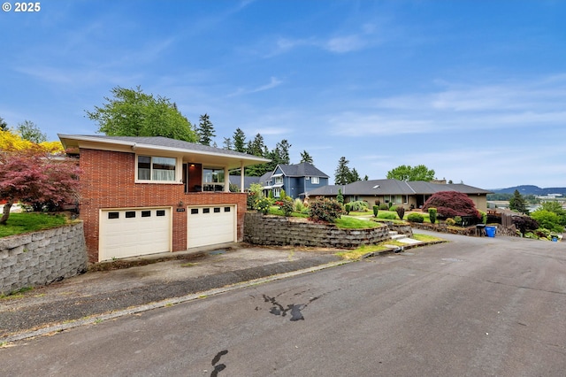 1815 SE 97th Ave, Vancouver, WA 98664 - single story home featuring brick siding, driveway, and a garage