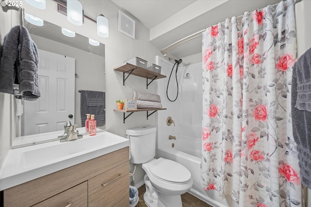 251 NE Village Squire Ave Unit 2, Gresham, OR 97030 - bathroom with shower / tub combo and vanity