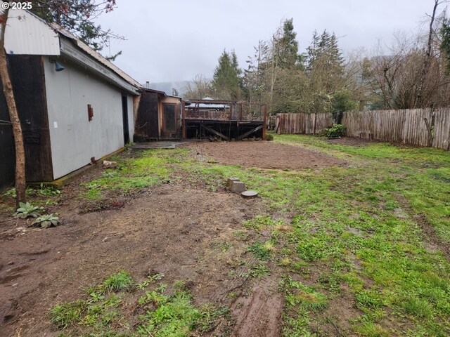 82284 Hillview Dr, Creswell, OR 97426 - view of yard featuring fence