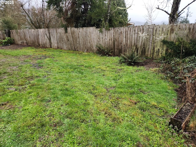 82284 Hillview Dr, Creswell, OR 97426 - view of yard featuring fence