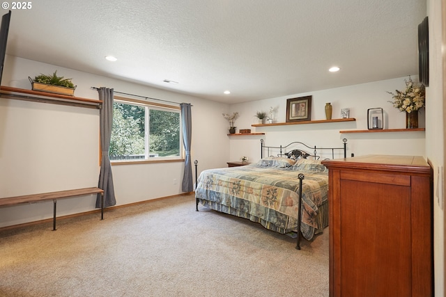 40920 NW Maple Ridge Rd, Woodland, WA 98674 - bedroom featuring light carpet, recessed lighting, and a textured ceiling