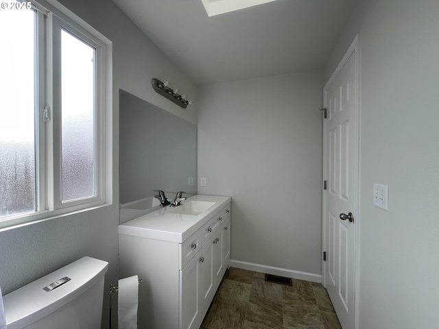 5145 Trevon St, Eugene, OR 97402 - half bathroom featuring toilet and vanity