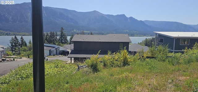 243 NE Hemmingway Dr, Stevenson, WA 98648 - view of mountain background with a nearby body of water