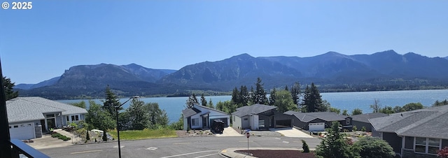 243 NE Hemmingway Dr, Stevenson, WA 98648 - mountain view with a large body of water