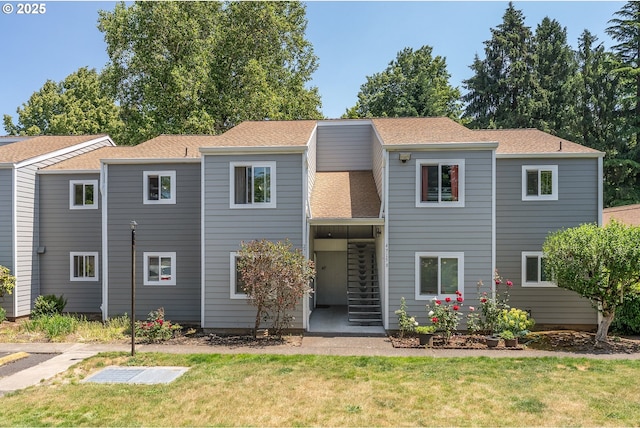 2710 SE 138th Ave Unit 48, Portland, OR 97236 - view of front facade featuring a front lawn and a shingled roof