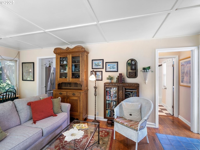 5665 Bonita Rd, Lake Oswego, OR 97035 - living room featuring wood finished floors