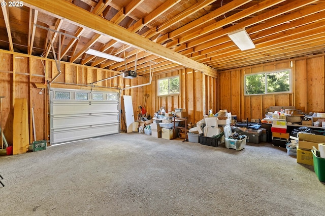 905 Summit Loop, Grants Pass, OR 97527 - garage with a garage door opener