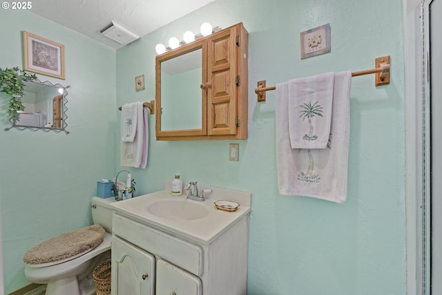 905 Summit Loop, Grants Pass, OR 97527 - half bath with vanity and toilet