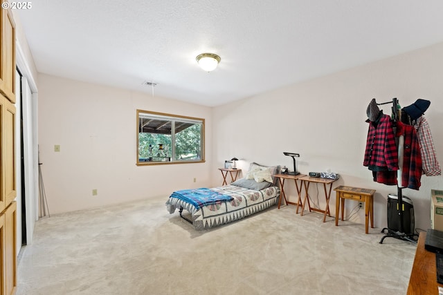 905 Summit Loop, Grants Pass, OR 97527 - bedroom featuring carpet floors