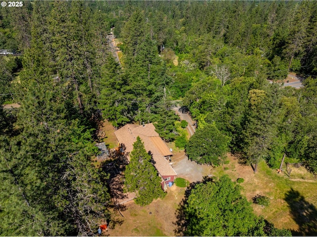 905 Summit Loop, Grants Pass, OR 97527 - view of subject property featuring a heavily wooded area