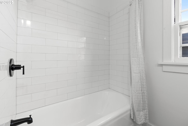1937 SE Knight St, Portland, OR 97202 - bathroom with shower / bath combo with shower curtain