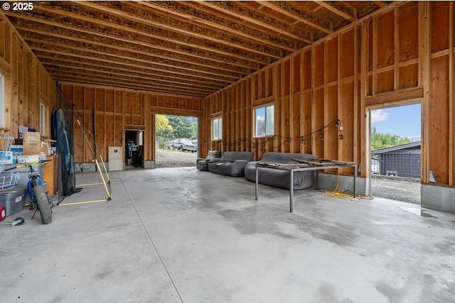 11364 James Way Dr SE, Aumsville, OR 97325 - miscellaneous room with concrete floors