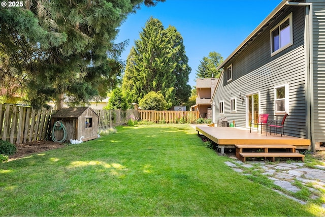21456 SW 90th Ct, Tualatin, OR 97062 - view of yard featuring a deck