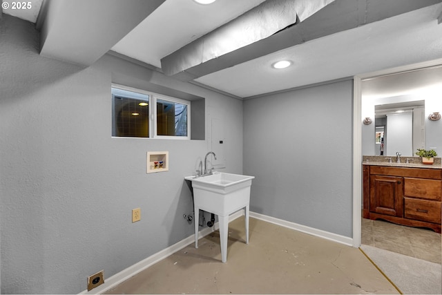 3136 NE 41st Ave, Portland, OR 97212 - laundry area with washer hookup and baseboards