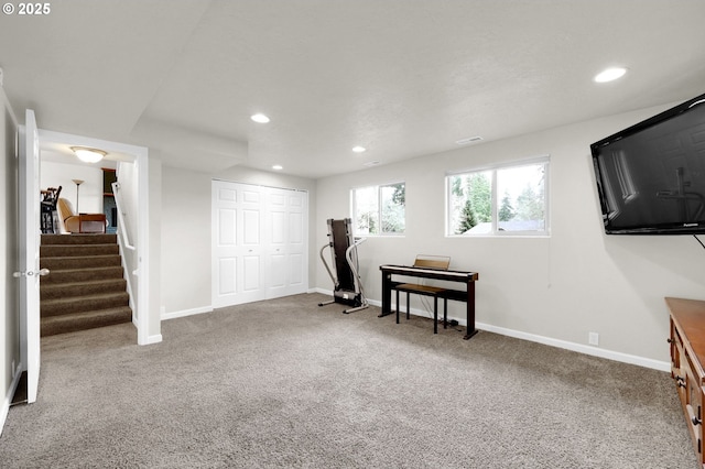 workout room featuring visible vents, recessed lighting, carpet, and baseboards