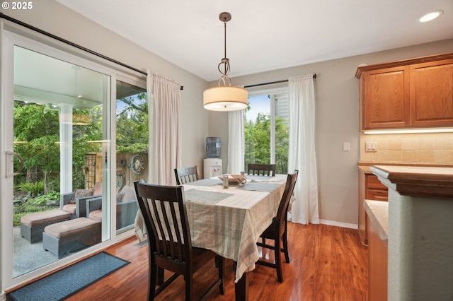 4709 SE Antelope Hills Dr, Gresham, OR 97080 - dining area with light wood-type flooring, baseboards, and recessed lighting