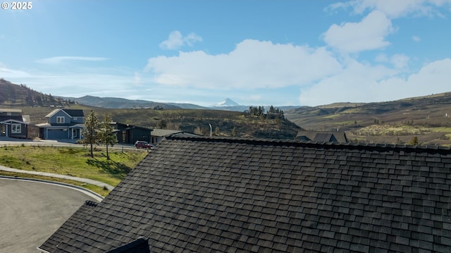 exterior details with a mountain view