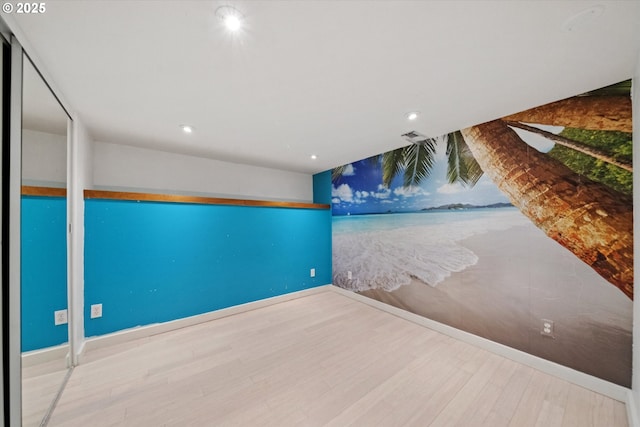 6035 NE 9th Ave, Portland, OR 97211 - unfurnished room with wood finished floors and recessed lighting