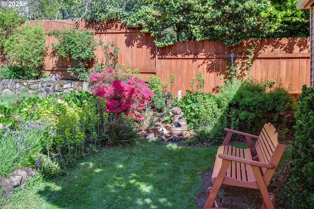 4133 SE Henderson St, Portland, OR 97202 - view of yard with fence