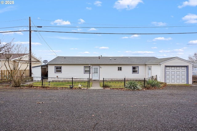 view of front of property