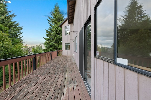 2305 Chickadee Ct, West Linn, OR 97068 - view of wooden deck
