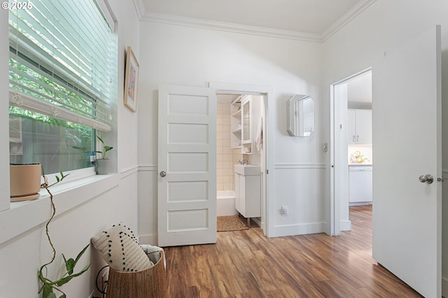 927 N Baldwin St, Portland, OR 97217 - bedroom featuring wood finished floors, ornamental molding, and baseboards