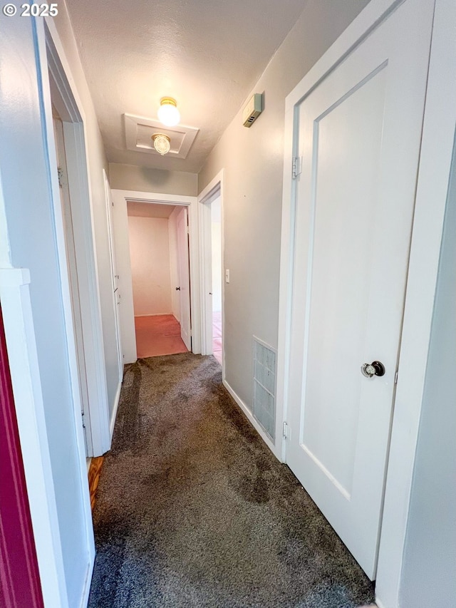 413 SW Brent Dr, John Day, OR 97845 - corridor with carpet