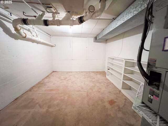 413 SW Brent Dr, John Day, OR 97845 - unfinished below grade area featuring heating unit