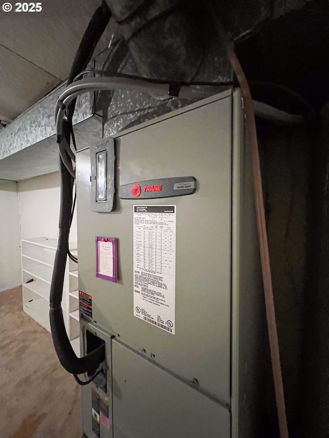413 SW Brent Dr, John Day, OR 97845 - view of utility room