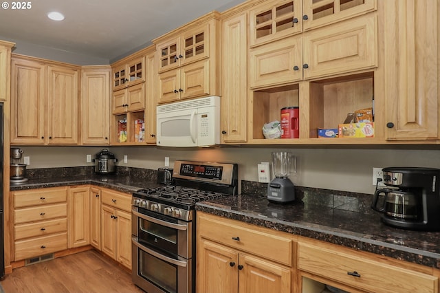 356 Wild Fern Dr, Winchester, OR 97495 - kitchen with double oven range, white microwave, open shelves, and light wood finished floors