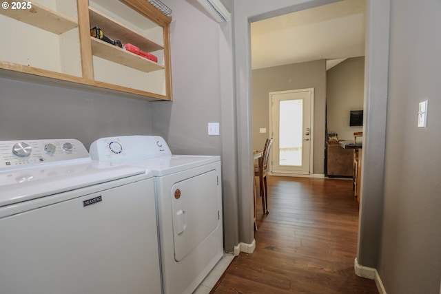 356 Wild Fern Dr, Winchester, OR 97495 - laundry area featuring washer and dryer, dark wood-style floors, and plenty of natural light