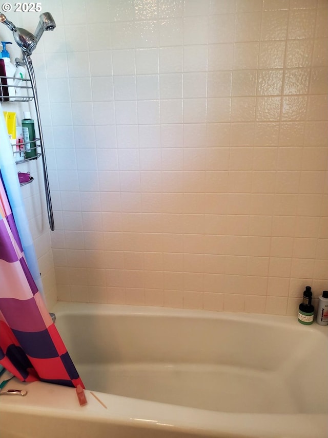 2640 Court Ave, Baker City, OR 97814 - bathroom with shower / bath combo with shower curtain