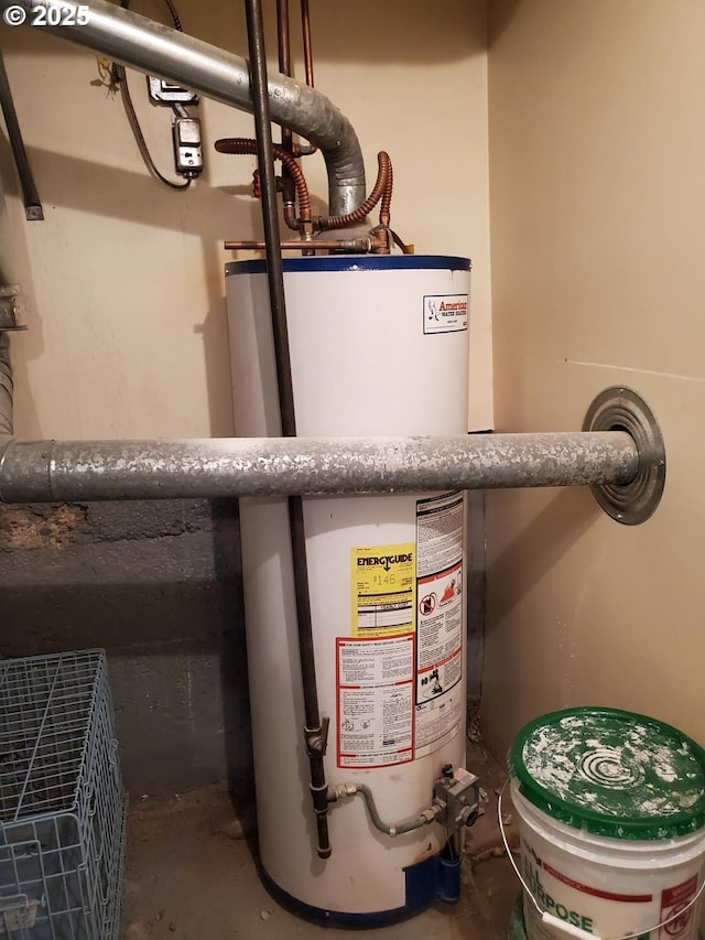 2640 Court Ave, Baker City, OR 97814 - utility room featuring gas water heater