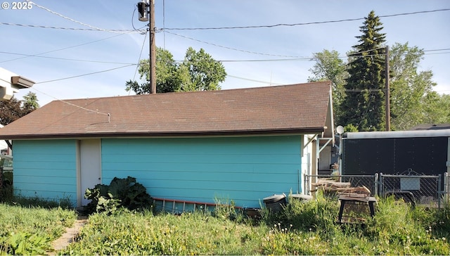2640 Court Ave, Baker City, OR 97814 - view of side of home featuring roof with shingles