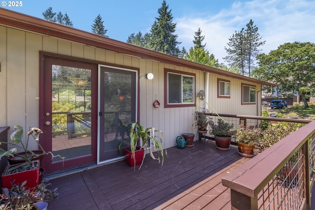505/515 Empress Ave, Eugene, OR 97405 - view of wooden terrace