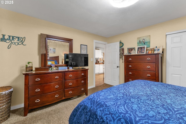 3911 E 16th Ave, Eugene, OR 97403 - carpeted bedroom with baseboards