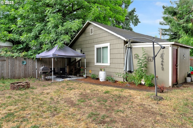 3911 E 16th Ave, Eugene, OR 97403 - back of property with an outbuilding