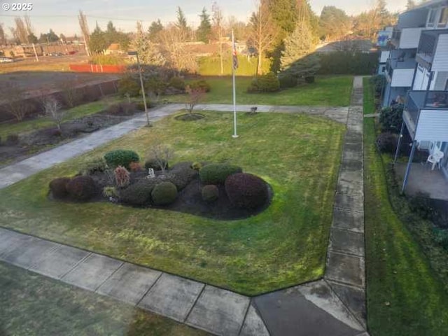 950 Evergreen Rd Unit 109, Woodburn, OR 97071 - view of community with a lawn