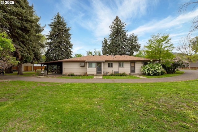 2903 N Spruce St, La Grande, OR 97850 - view of front of home featuring a front yard