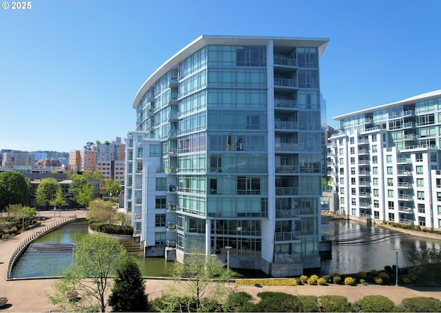 1260 NW Naito Pkwy Unit 604B, Portland, OR 97209 - view of property with a water view
