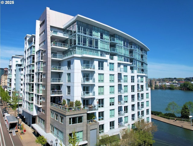 1260 NW Naito Pkwy Unit 604B, Portland, OR 97209 - view of property with a water view