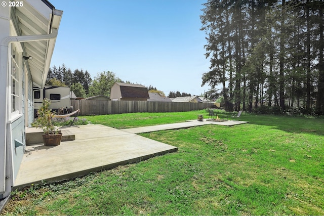 545 N St, Castle Rock, WA 98611 - view of yard with a patio area