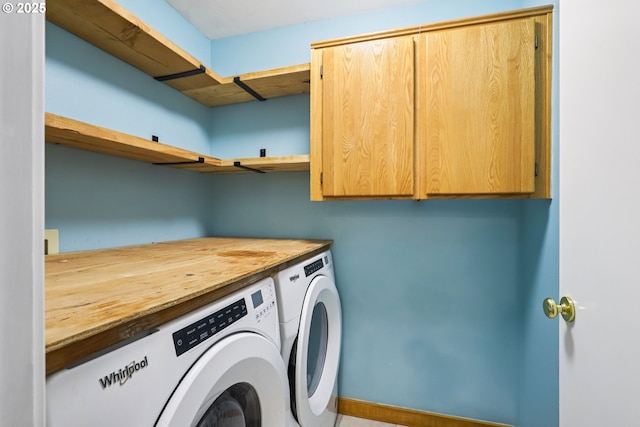 284 N 17th St, Saint Helens, OR 97051 - laundry room with washing machine and dryer and cabinet space