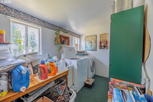 1446 N Collier St, Coquille, OR 97423 - laundry room featuring washer and clothes dryer and carpet