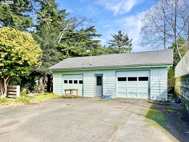 view of detached garage