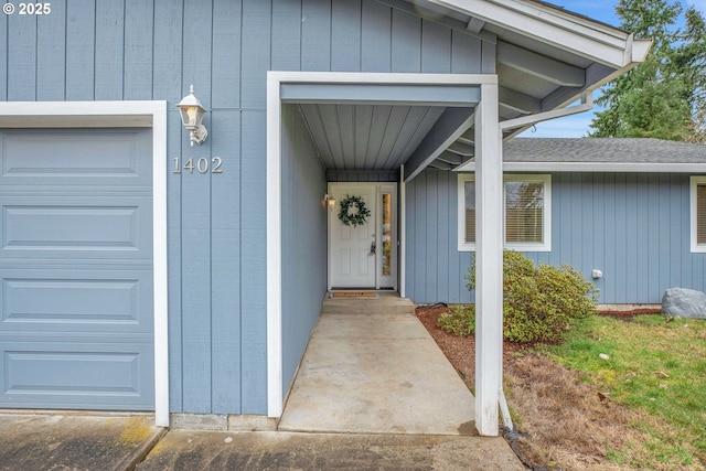 view of property entrance