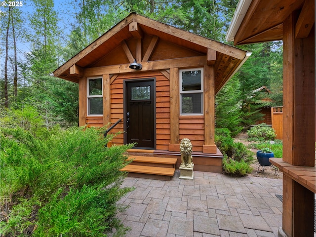 view of outbuilding featuring an outbuilding