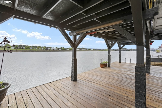 2039 N Jantzen Ave, Portland, OR 97217 - view of dock featuring a water view