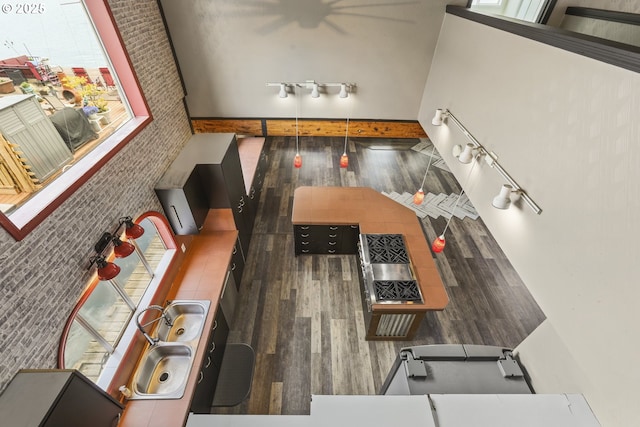 2039 N Jantzen Ave, Portland, OR 97217 - interior space featuring wood finished floors and a ceiling fan
